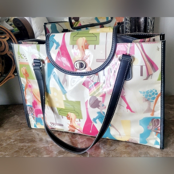 Maxx New York Women's Fashionista Graphic Vinil Shoulders/Tote Bag 15"×10"×5" - Picture 10 of 16